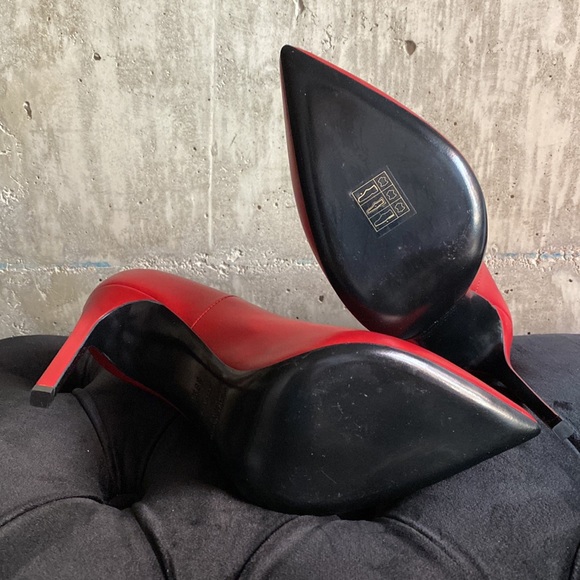 Saint Laurent  in Carmine red approx 5” stiletto - Picture 5 of 5